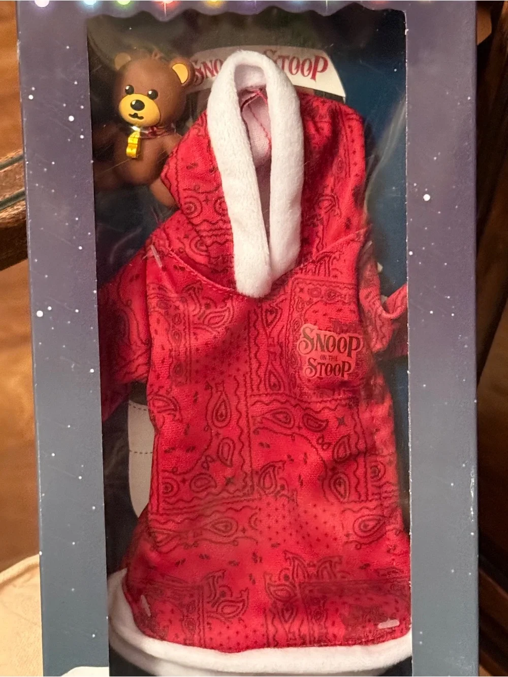 Snoop and the Snoop Red Holiday Doll Hooded Outfit Expansion Pack Red Robe Bear